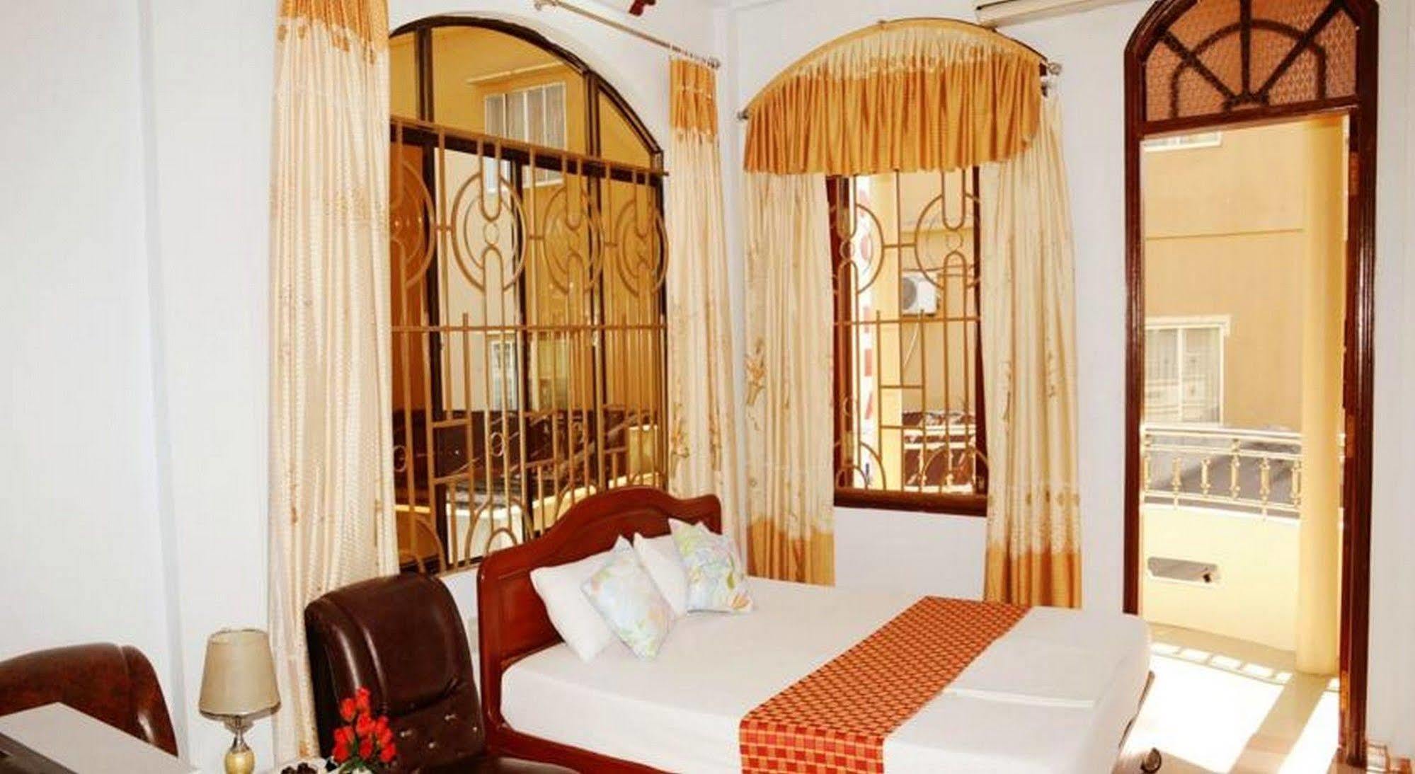Phong Nha Hotel Hue Exterior foto